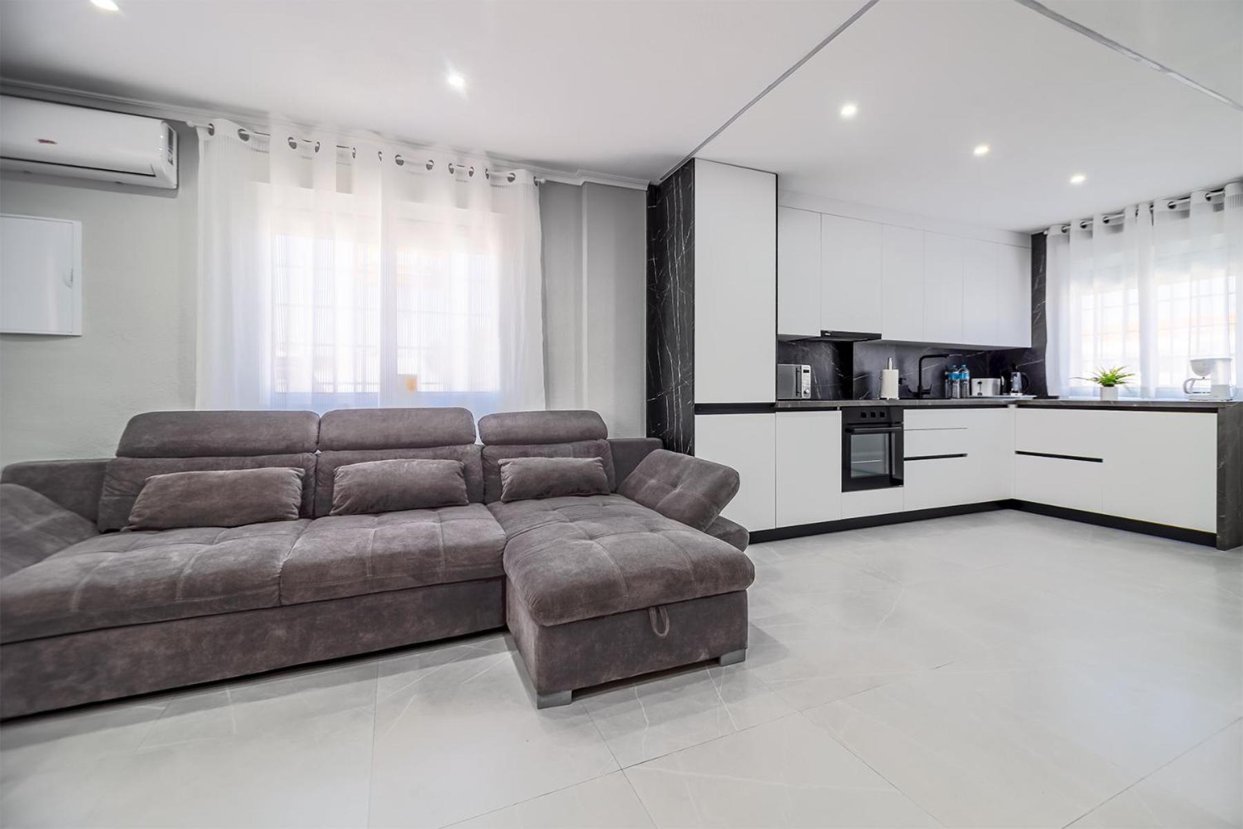 Вілла Casa Olivia With Pool Heating Fee Торрев'єха Екстер'єр фото